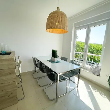 Apartment Bella *